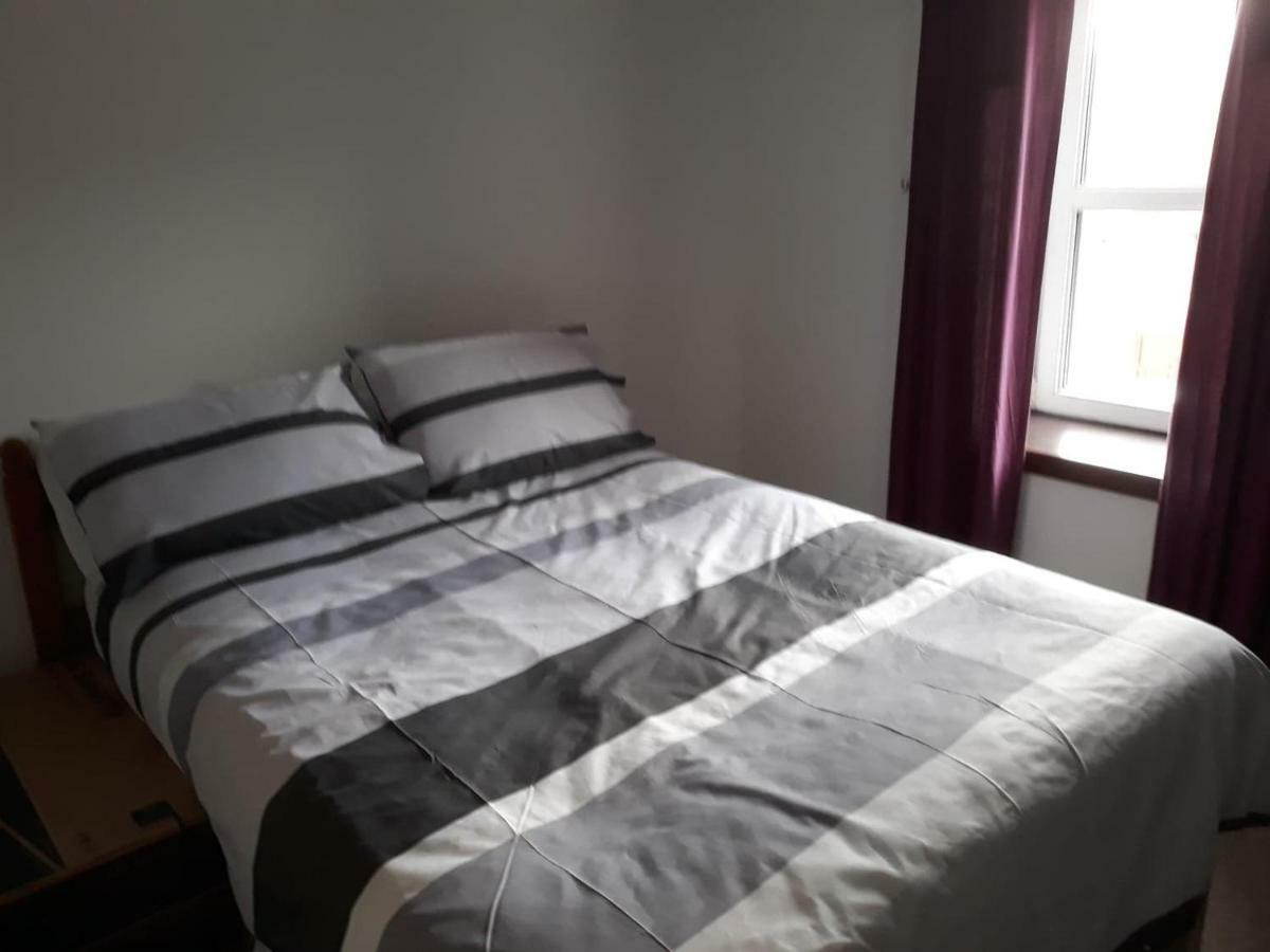 אינברנס Apartment 22B Self Catering מראה חיצוני תמונה